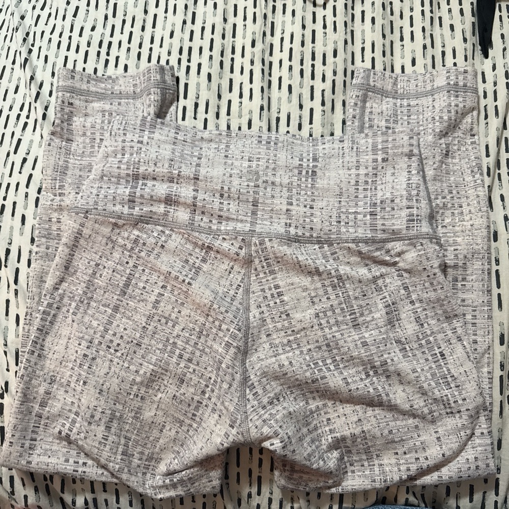 Gray Patterned Leggings - image 1